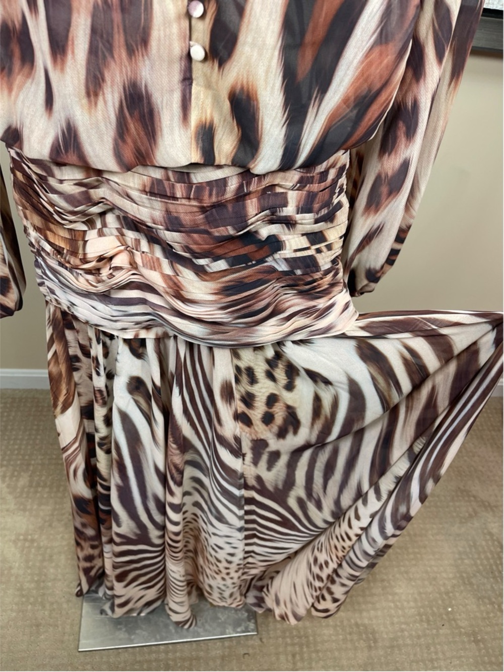 RETROFETE Opaline Long Sleeve Animal Print Ruched Draped Neck Maxi Dress Sz XS - Picture 6 of 9